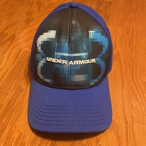 2/$25 Under Armour Men’s Fitted Cap Size M/L